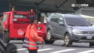 4輛拖吊車沒用！好市多開幕塞爆北投