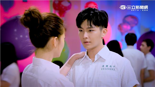 鴨蛋王出擊！炎亞綸鼓起勇氣邀她跳舞