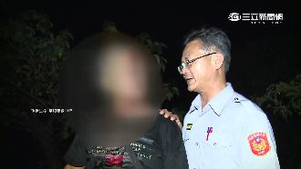 不滿被警開單　男持刀坐瓦斯桶鬧自殺