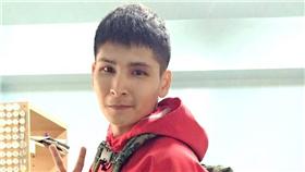 聽障,環島,
翻攝自莊哲臉書）
https://www.facebook.com/photo.php?fbid=538981129615436&set=a.100253066821580.261.100005106600301&type=3&theater
