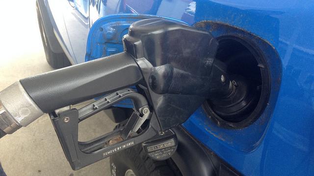 中油宣布　明起汽、柴油漲0.3元