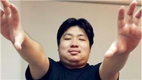 亞洲統神-張嘉航臉書