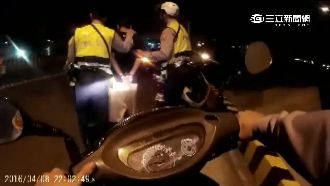 鑰匙打不開置物箱　偷車賊當場破功