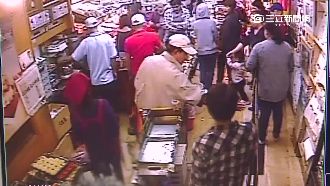 「不排隊像陸人」客與三協成老闆互毆