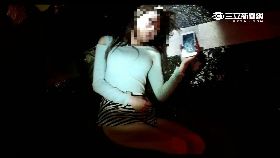 短裙妹路倒g1200