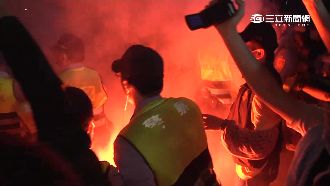 大甲媽回鑾下雨　陣頭推擠爆發衝突