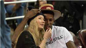 Nick Young與未婚妻Iggy Azalea(ap)