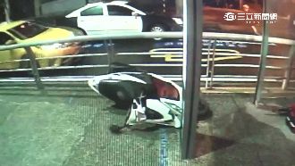 「醉」昏！女騎士騎上分隔島撞公車亭