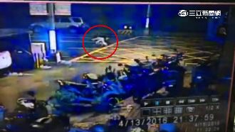 大學生擦撞犁田　才起身立刻遭撞飛