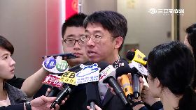 柯巨蛋喊價g1800