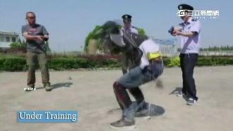 對付飆車族、無人機　萬能網槍有妙用