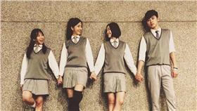 我和我的十七歲,戲劇,李國毅,謝欣穎(臉書 https://www.facebook.com/LegoLeeFB/photos/pb.218439604833812.-2207520000.1460790279./1150113124999784/?type=3&theater)