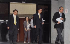 翁啟惠,王汎森_中央社