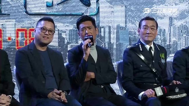 周潤發潮裝亮相　自爆穿著學劉德華