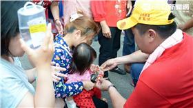 ▲分享大甲媽遶境暖心小故事　顏寬恒：大家都開心地笑了！（圖／翻攝顏寬恒臉書）