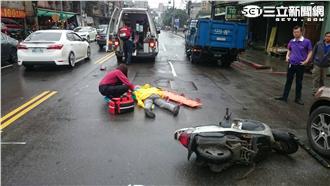 又是突開車門！騎士煞不住撞上遭輾斃