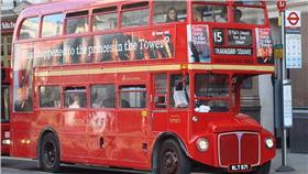 英國,倫敦,雙層巴士,雙層公車（圖／翻攝自維基百科）
https://zh.wikipedia.org/wiki/%E5%8F%8C%E5%B1%82%E5%85%AC%E5%85%B1%E6%B1%BD%E8%BD%A6