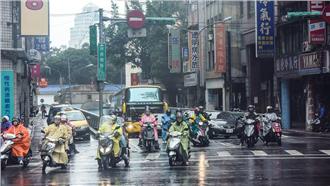 另一鋒面又來！明西半部嚴防大雨雷擊
