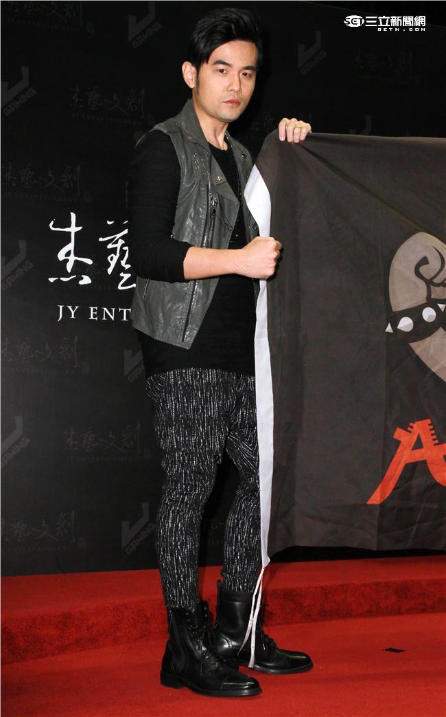 亞洲天王周杰倫攜手杰藝文創，進軍電競產業，「J戰隊」正式成軍。（記者邱榮吉/攝影）