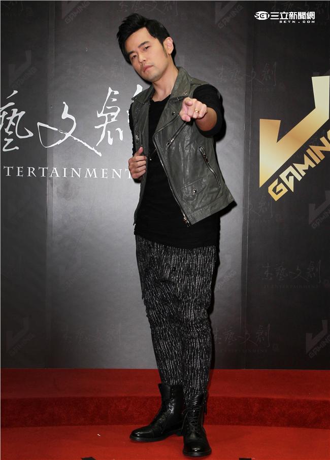 亞洲天王周杰倫攜手杰藝文創，進軍電競產業，「J戰隊」正式成軍。（記者邱榮吉/攝影）