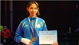 跆拳賽被踢到骨折，林琬婷亞錦賽銀恨。（圖／中央社）