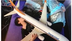  戀物癖,模型/每日星報