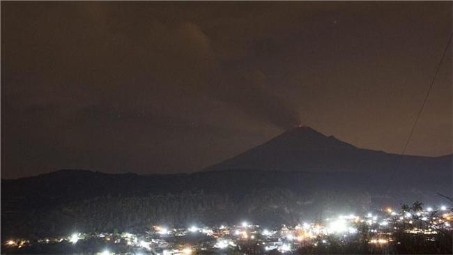 影／墨西哥傳火山噴發　機場緊急關閉