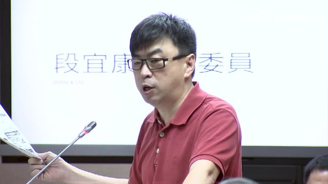 質詢羅瑩雪不氣了？段宜康：要尊重神