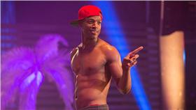 格雷的五十道黑影_海樂