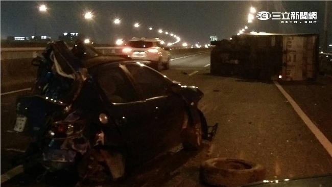 國一圓山段4車連環撞　3人緊急送醫