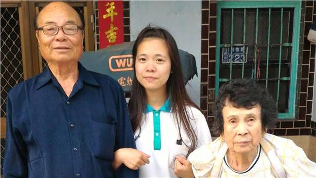不捨祖父母　孝孫拚上台科大不敢說