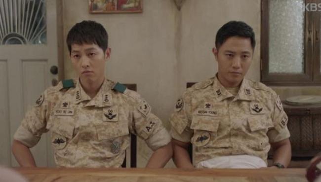 超配！網友狂推宋仲基晉久組時英情侶