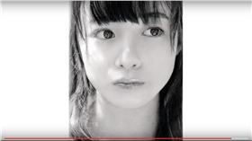 鉛筆,畫作,美女,女星,黑白照,古谷振一(YouTube https://www.youtube.com/watch?v=KZHHuIev80M)