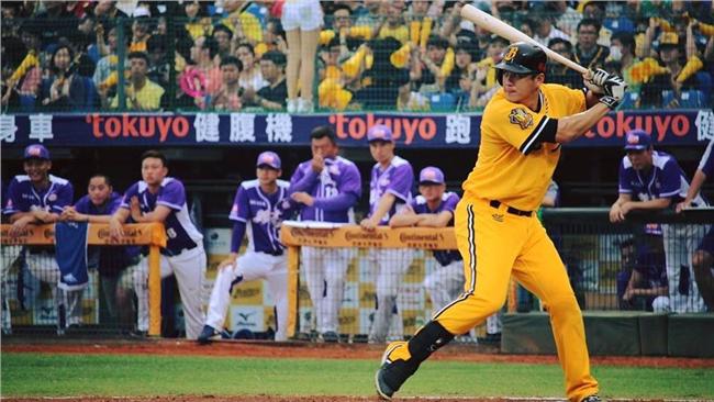 蔣智賢雙響砲　中信3-0完封義大