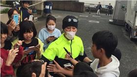 熊本,地震,災民,復建,中居正廣,可樂餅(推特 https://twitter.com/RC6NLZ4sp186scf/status/724082299814318081)