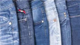 牛仔褲、鉚釘/達志影像／美聯社