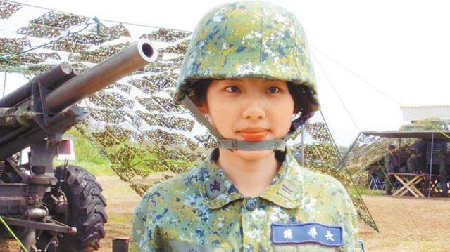 曾拍陸軍形象月曆　美女士兵超吸睛