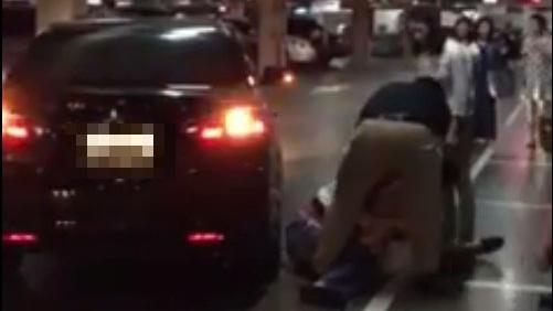 影／好市多搶車位　男死勒女脖爆衝突