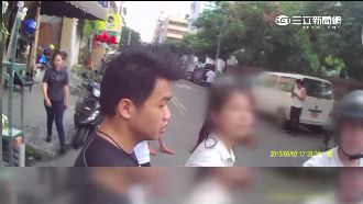 婦人違規被開單　偷拔警車鑰匙逼道歉