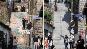 嫌觀光客太吵，韓國歐巴使出大絕招！（圖／翻攝自台灣妞韓國媳FB粉絲頁）