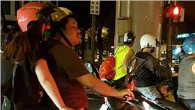 亞洲統神與太太出遊　翻攝PTT