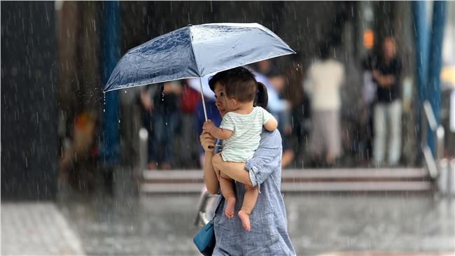 梅雨陰晴不定讓人煩　這幾招鞋包不濕