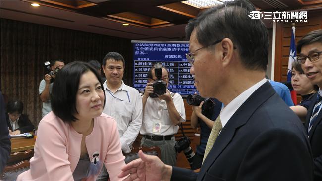 翁啟惠：不辭院長是基於制度面