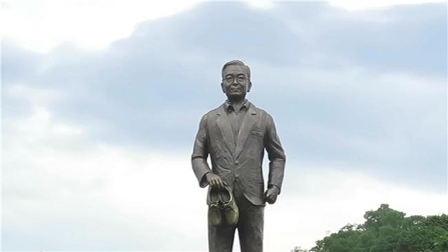 台灣英雄銅像　竟是前陸總理溫家寶