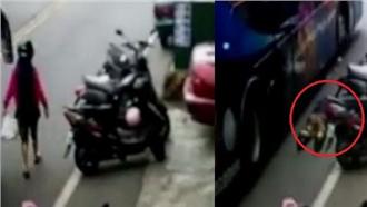 影／沒看前後來車　婦人險遭遊覽車輾