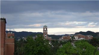 北部明轉多雲偏涼　中南部嚴防雷陣雨