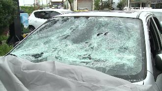 20輛車當街堵人！百名惡煞持棍砸車