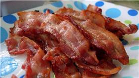 培根/flickr

https://www.flickr.com/photos/wwny/842279505/in/photolist-2hqUmr-4g64Us-8trFEc-dezWX8-5eCXy4-5MGYEA-dAFeQY-7wSsD8-dAFex1-b2Qsax-dAoLqZ-4FmDHG-dAFepw-b2QrXT-dAoM5Z-dAufvW-aS593-nSbHpX-dAoLxg-b2Qsmx-dAFf3U-4PP8Fu-5Jrkgr-dAufhs-aH4dop-dAFeDj-5ndGt6-8tuGaQ-8trETF-8trEwT-apM4Zo-34uqqG-5wU7dg-dAFeWU-dAufUA-dAueQu-dAufby-63N5No-7yN2Dx-dAoLTa-8HD8hw-dAzJYP-dAFehh-8HD8mY-8HD8q3-uvSxY-dAoLdr-dAoMhD-dAoL7r-EvxvLg