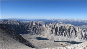 Alpine Fault紐西蘭阿爾卑斯斷
https://www.flickr.com/photos/kenlund/9511944140/in/photolist-fuxcAU-fuhHzB-fux85w-fux7dW-fux1vm-fuxdzy-fuxiDL-fuxefy-fuxbgW-fux8hW-fuxe2f-fuhXQn-fuhvhV-fuhuDk-fuhG8c-fux6qh-fux1PU-6WjHN-awRg9L-fuhTrK-fuht3V-fuhZEZ-fux6Bo-fuwMjy-fuhtQx-fuxdnQ-fuwMs1-fuhU2x-fux1cU-fuhv1a-fuhGqn-fuwXb9-fux1DA-fuhTQT-fux7oo-fuhRdr-fuxhUY-fuhsUc-fuwXU9-fuwWSy-5LcR93-5LcR8o-fuwMC7-5L8AVt-5LcRbY-5L8ASp-5L8AUF-fuhCAF-5LcRb1-fuwWHm