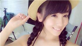 AKB48 小嶋真子 
小嶋真子推特 https://twitter.com/Kojima_mako530